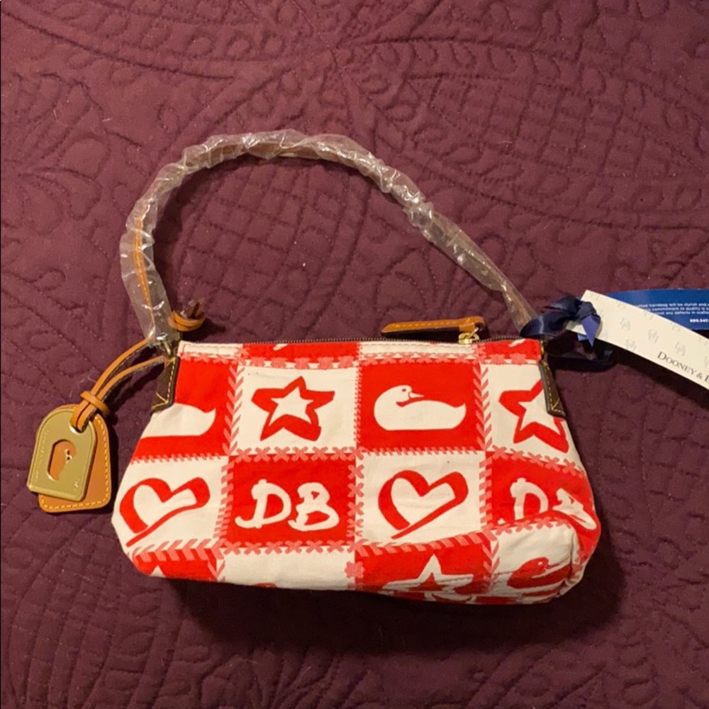 Dooney & Bourke purse